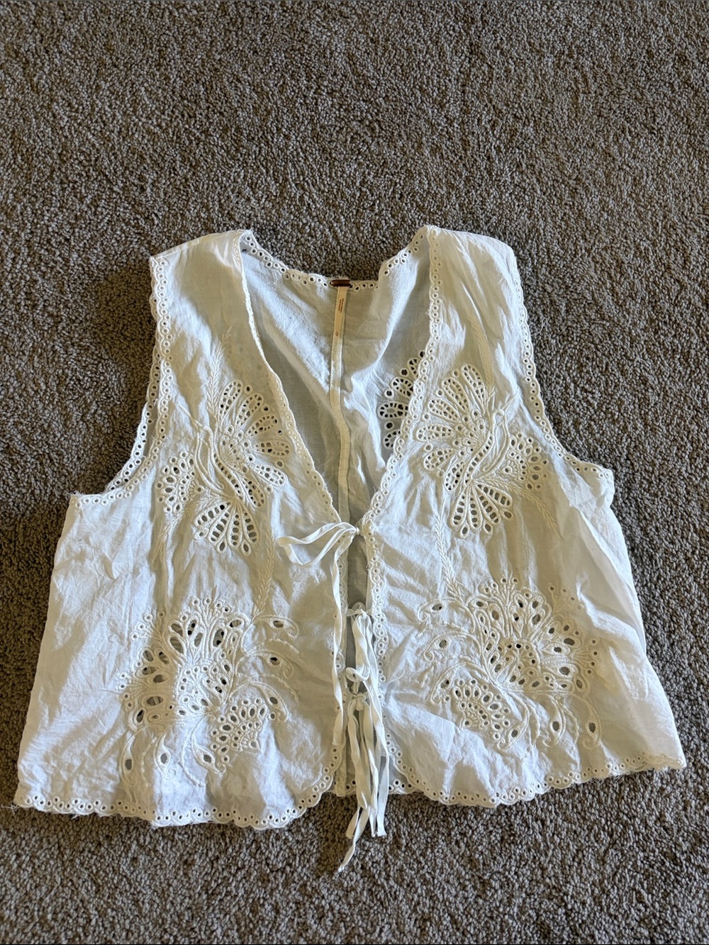Free People White Eyelet Tie-Front Women’s Top